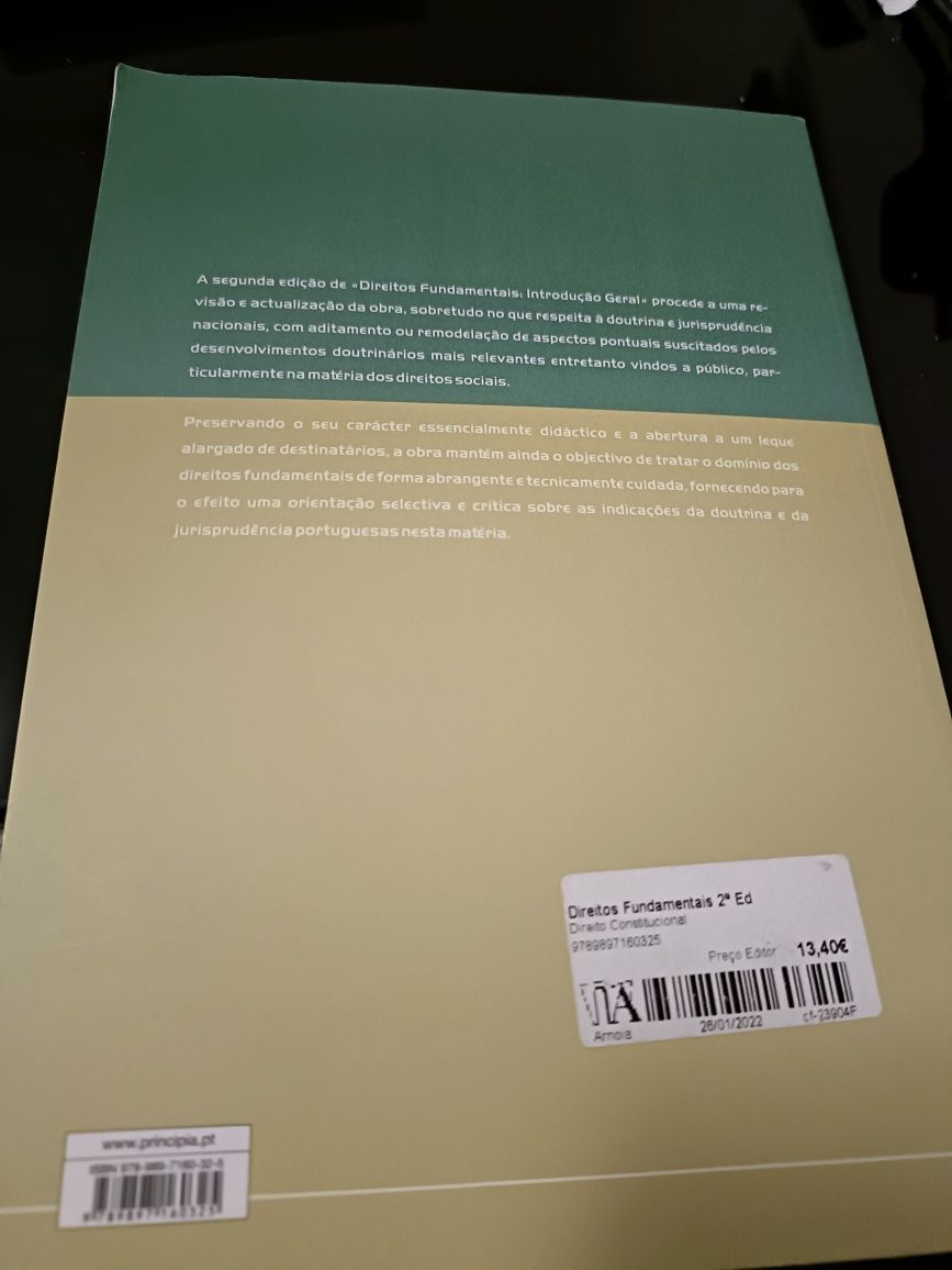 Livro direitos fundamentais José Melo Alexandrino