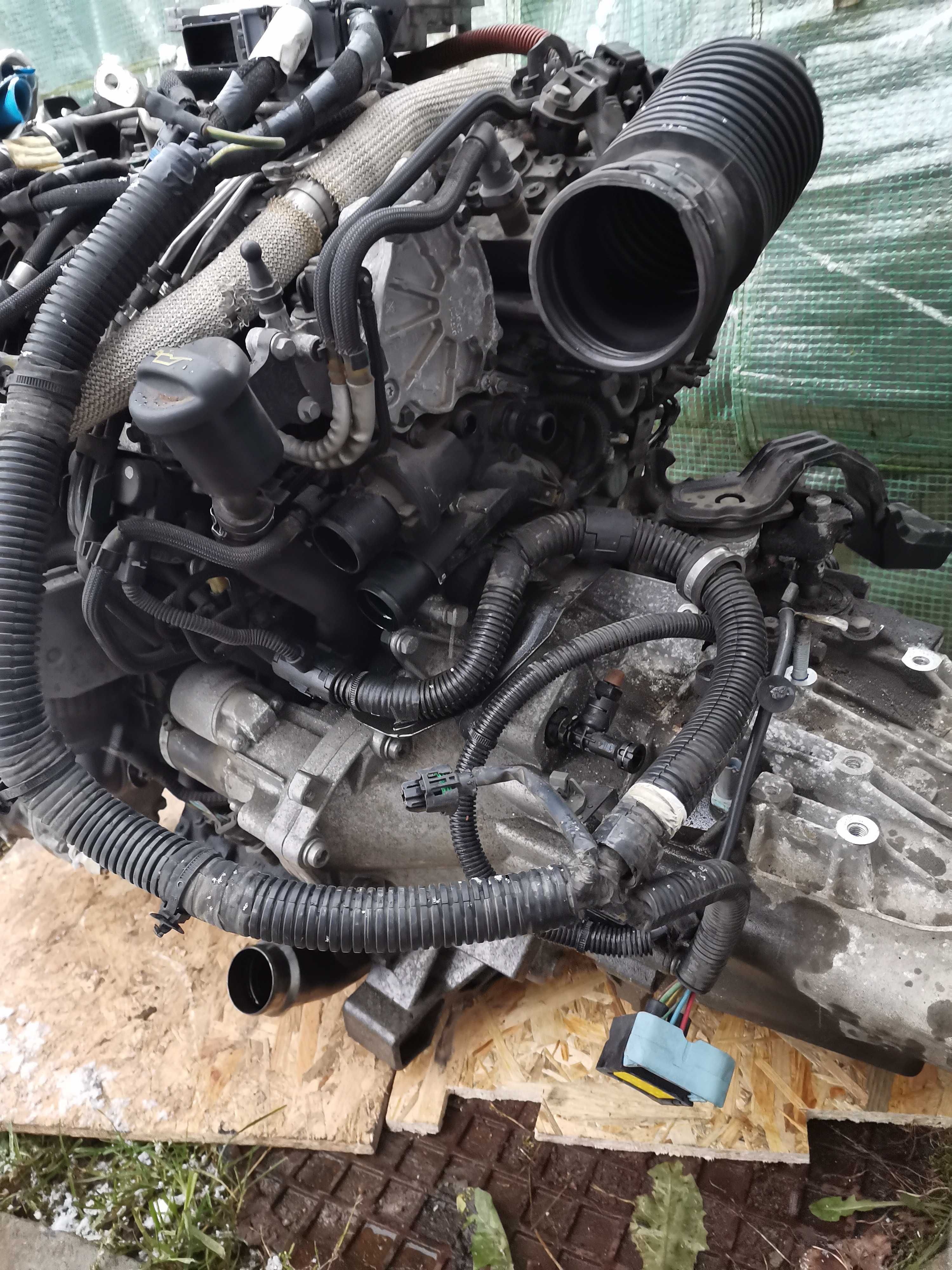 Silnik 2.2 HDI  170kM ze skrzynią 6biegów z kpl.  Peugeot 807  2009r.
