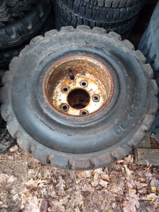 Opona 700x12 500x8  18x7x8 700x15 600x9 23x5 400x8 28x9-15 koła pełne