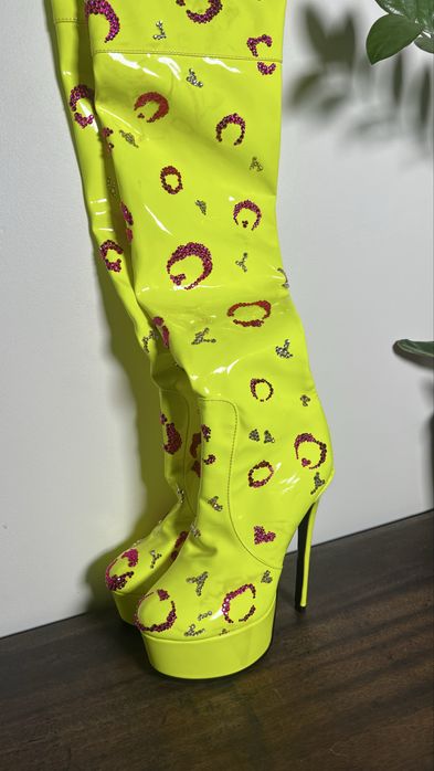 Стріпи, ботфорди