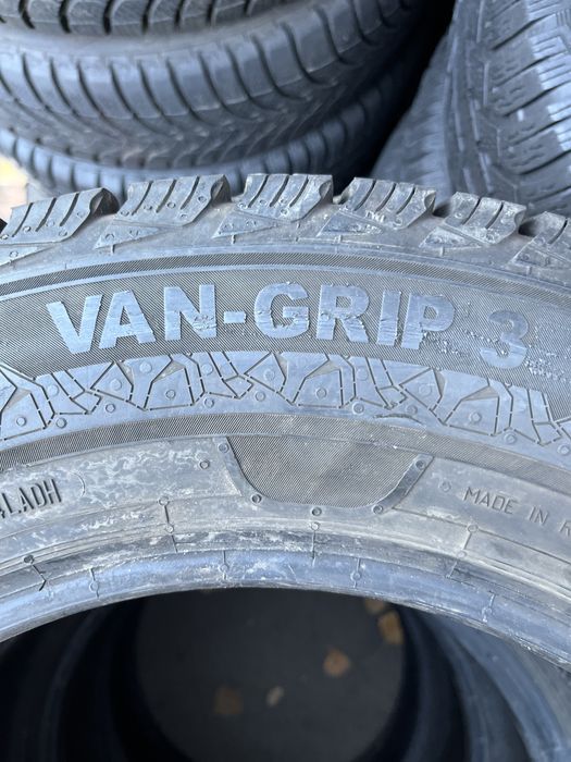 215/65/R16С (зима) Semperit Van Grip3