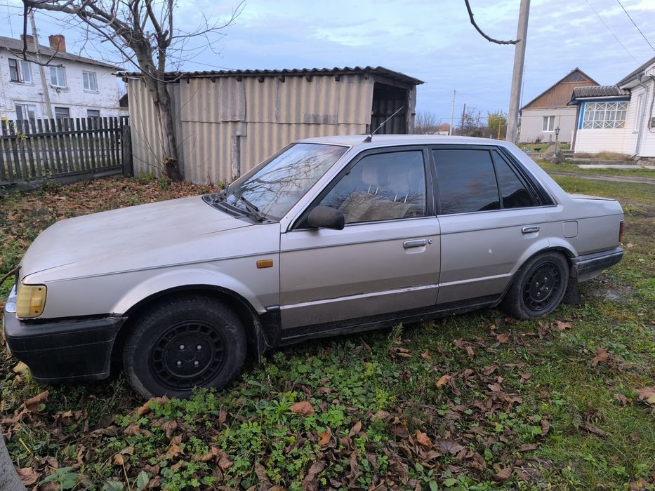 Продам Мазда 323