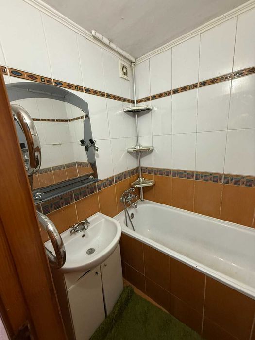 Продається затишна 1-кімнатна квартира на Озерні!