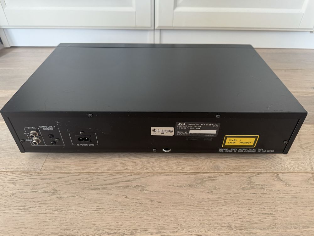 Odtwarzacz CD JVC XL-V242