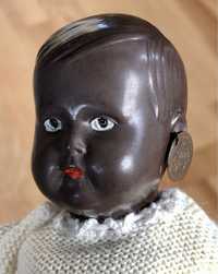 Stara lalka Murzynek z kolczykami w ubranku retro PRL vintage zabawka