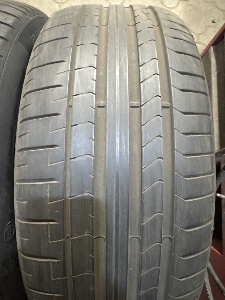 Шины б.у 235 50 R19 Pirelli PZero PZ4 MO1 99Y 2 шт