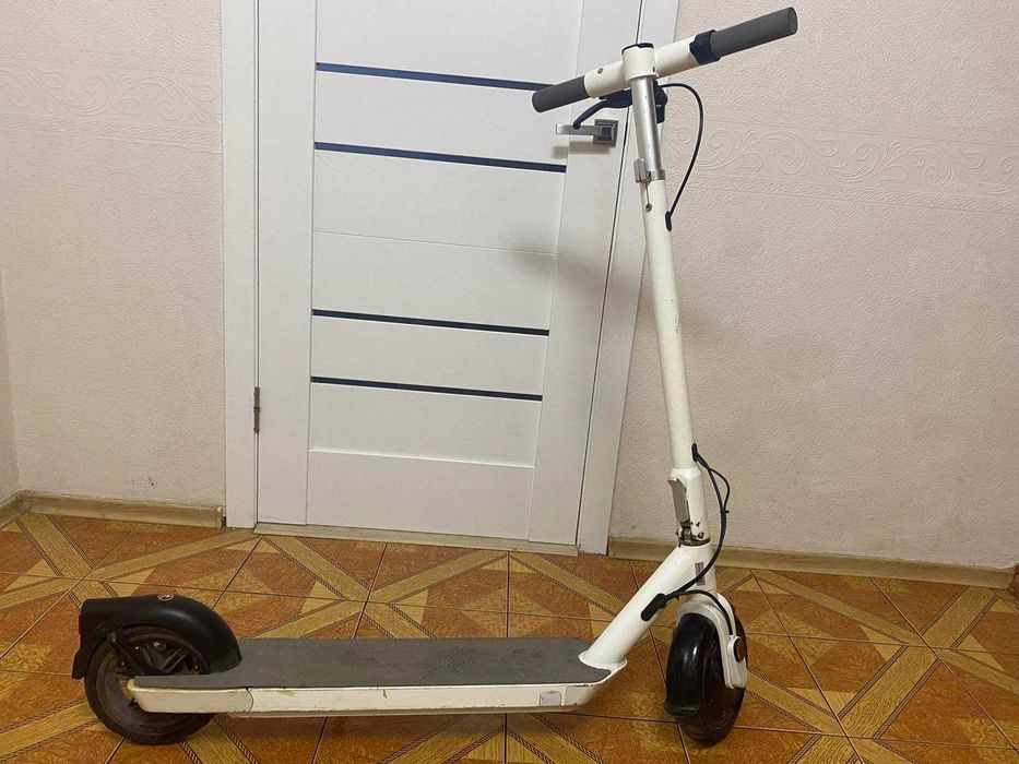 Електросамокат Okai Neon ES20 White (ES20-W)