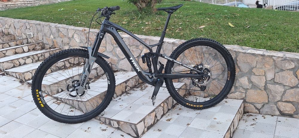 Trek fuel exe 9.8 axs