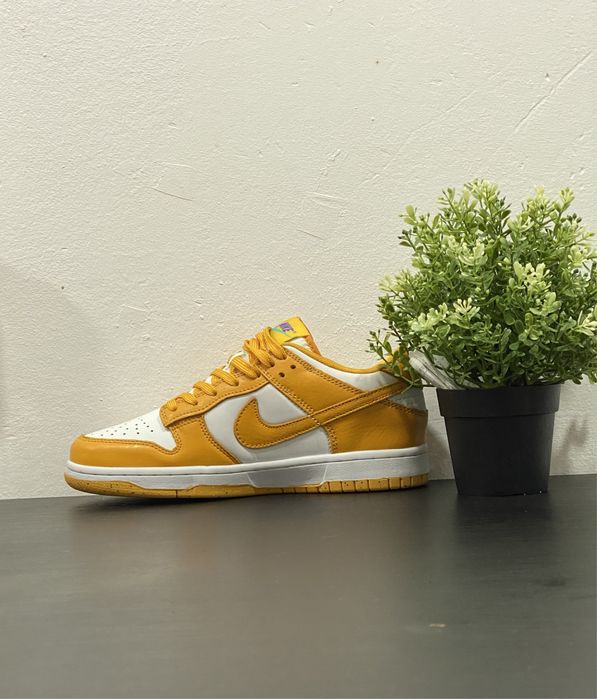 Nike dunk yelow muito novo