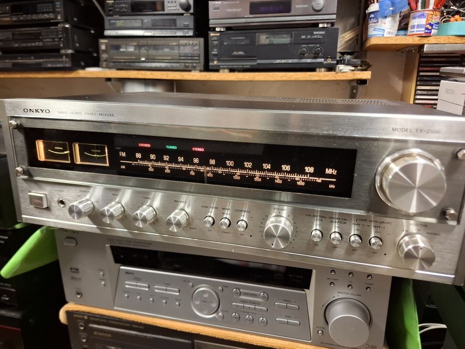 Amplituner Onkyo TX-2500 Stereo