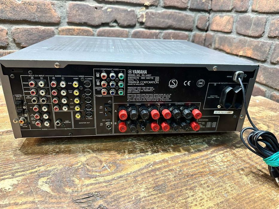 Amplituner  Yamaha RX-V 457