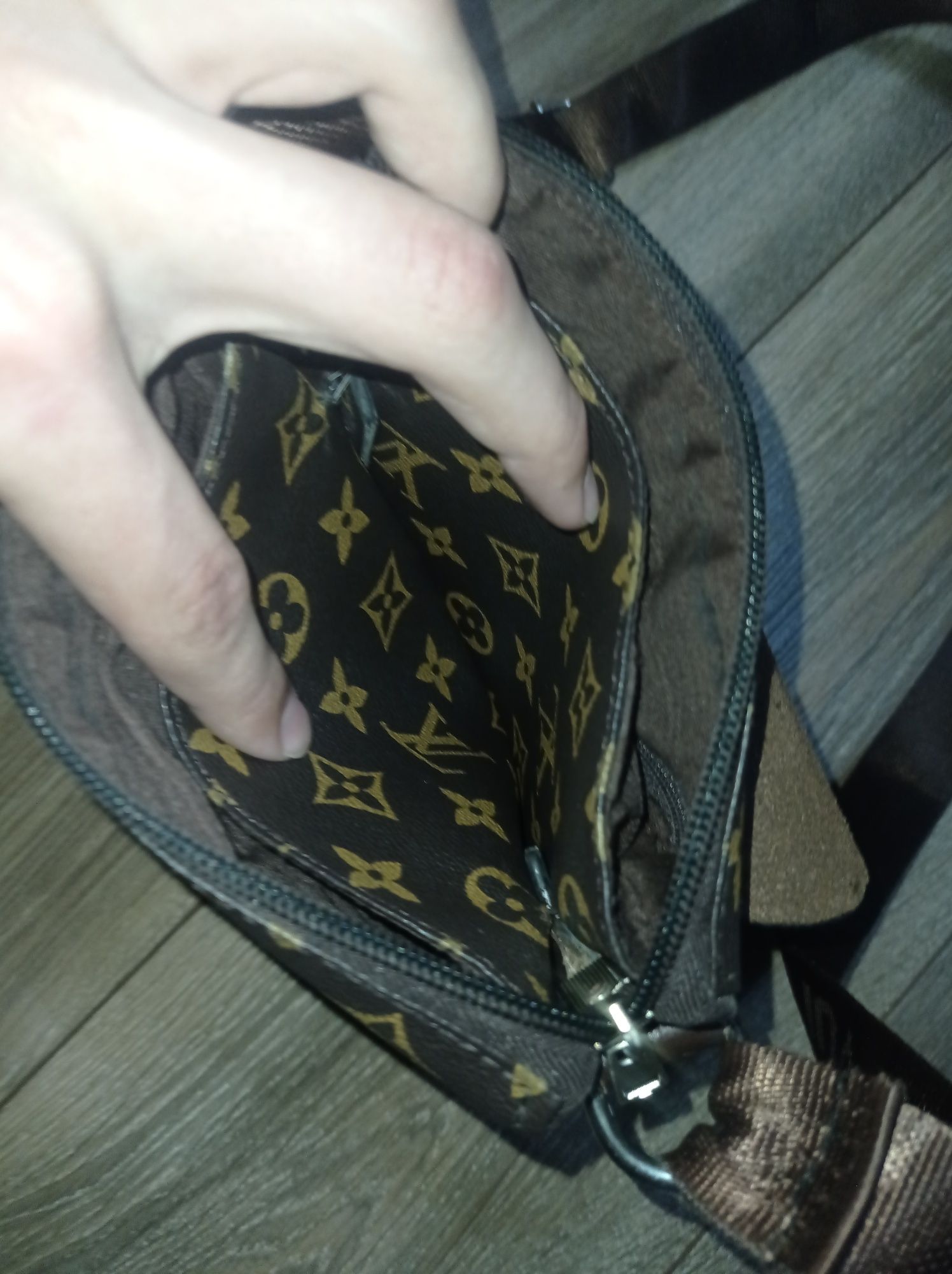 Сумка Louis Vuitton