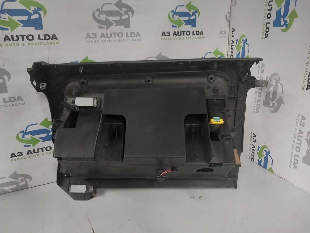 Porta luvas Volkswagen Golf V