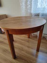 Zabytkowy drewniany okrągły stół