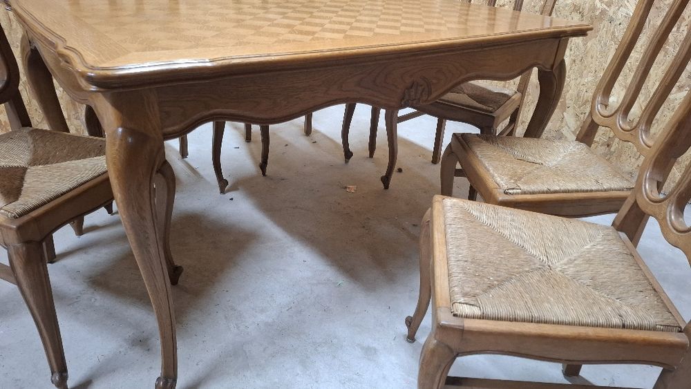 Stół ludwikowski rozkładany + 6 krzeseł