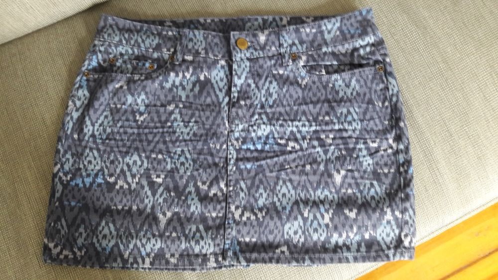 Spódnica mini z wzorem