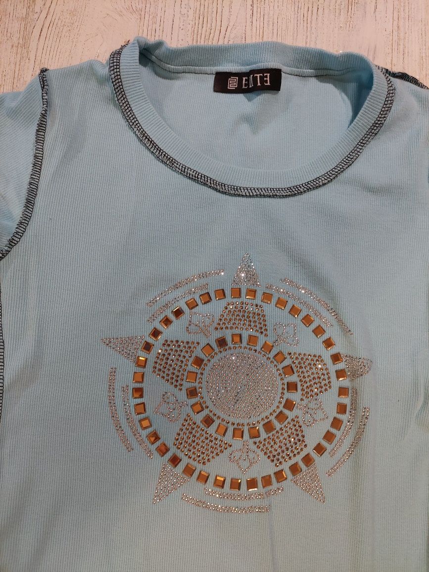 Koszulka damska z aplikacją r.uni M-Xl