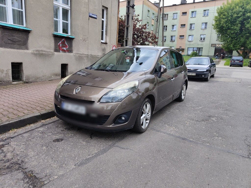 Renault grand scenic