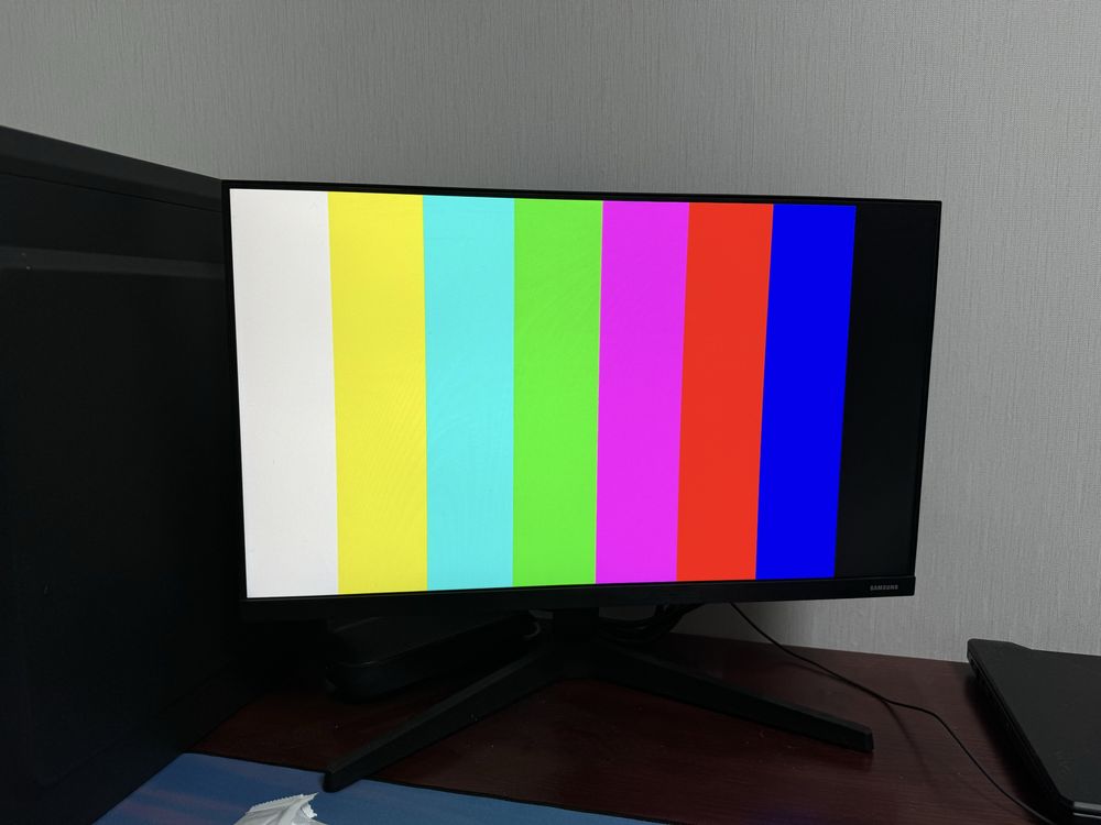 Монитор LeD (SLMSUNG)