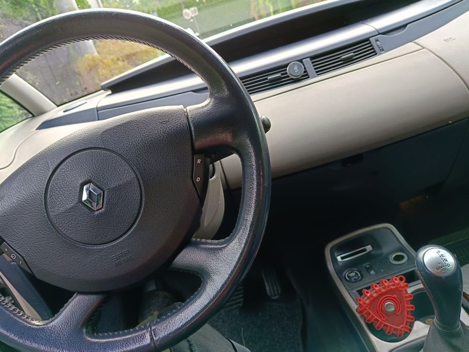 Grand  Espace IV