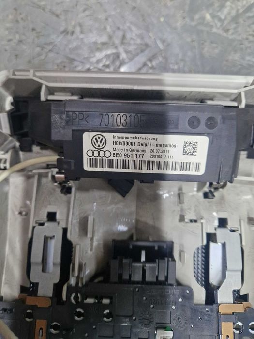 Lampka Podsufitki Seat Exeo Audi A4B7 8E0.951.177