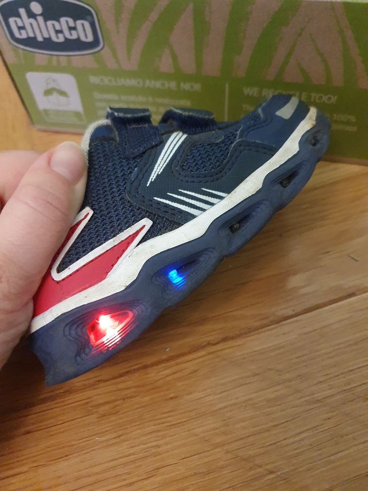 Buty chicco świecące led ledowe r.25