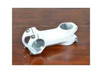 Mostek rowerowy wspornik biały 70 mm alu 121 gram 31,8 mm 1 1/8 3