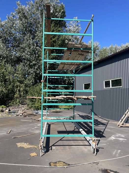 Риштування будівельне , вишка - тура будівельна , ліса будівельні