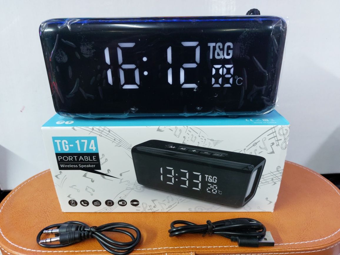 Портативна колонка TG174 Bluetooth FM радіо Power Bank годин