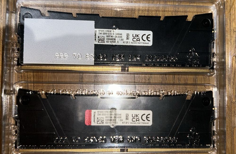 Pamięć RAM kości DDR4 Kingston Fury Renegade 16GB (2x8GB) 3600MHz