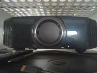Projektor Hi-end kina domowego 4K e-shift JVC DLA-x7000BE