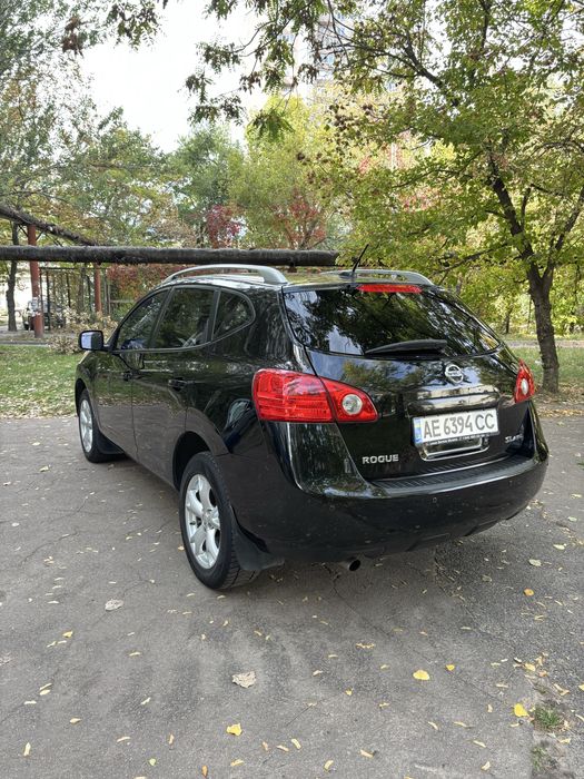 Nissan Rogue 2.5газ/бенз Автомат