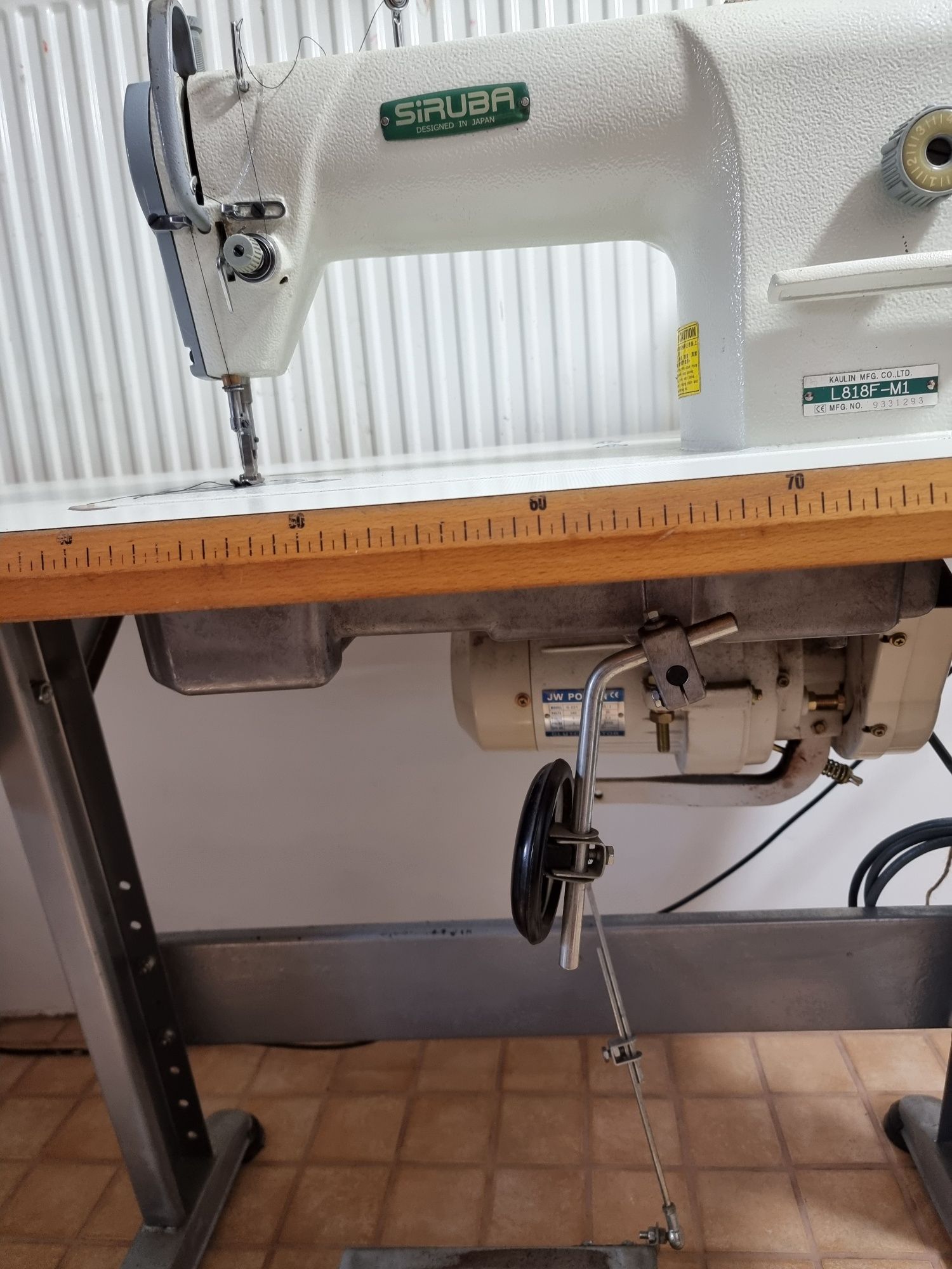 Maszyna do szycia SIRUBA L818F-M1
