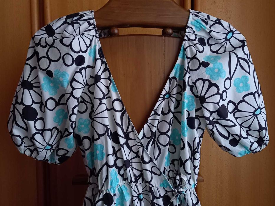 (NOVO C/ ETIQUETA, PORTES GRÁTIS) ZARA - Vestido Curto Cruzado Floral