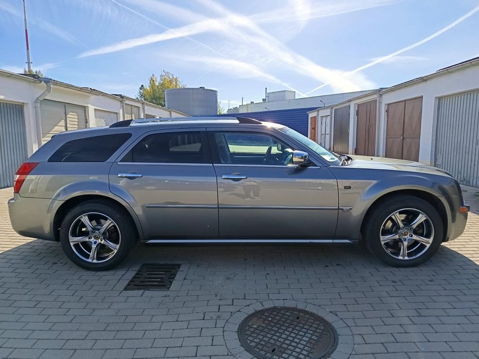 Chrysler 300C Touring 2008 3.5 V6 249KM