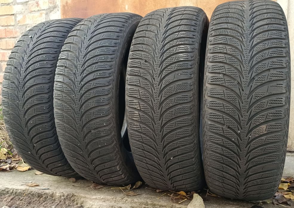 Шини Goodyear UltraGrip Ice+ 205/60 R16