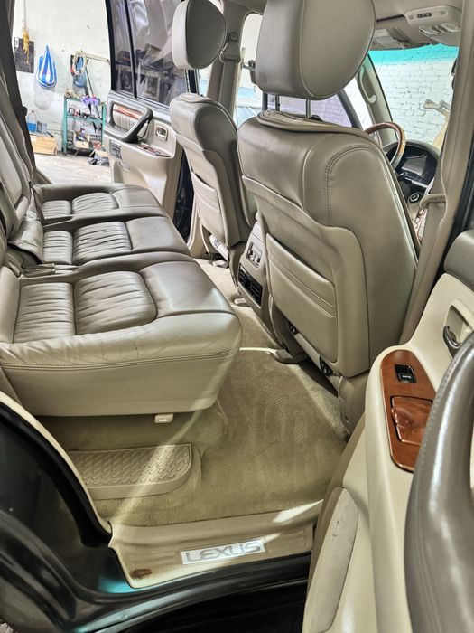 Продам легендарний Lexus LX470