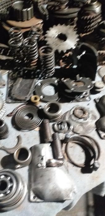 Junak m10 części  silnikowe