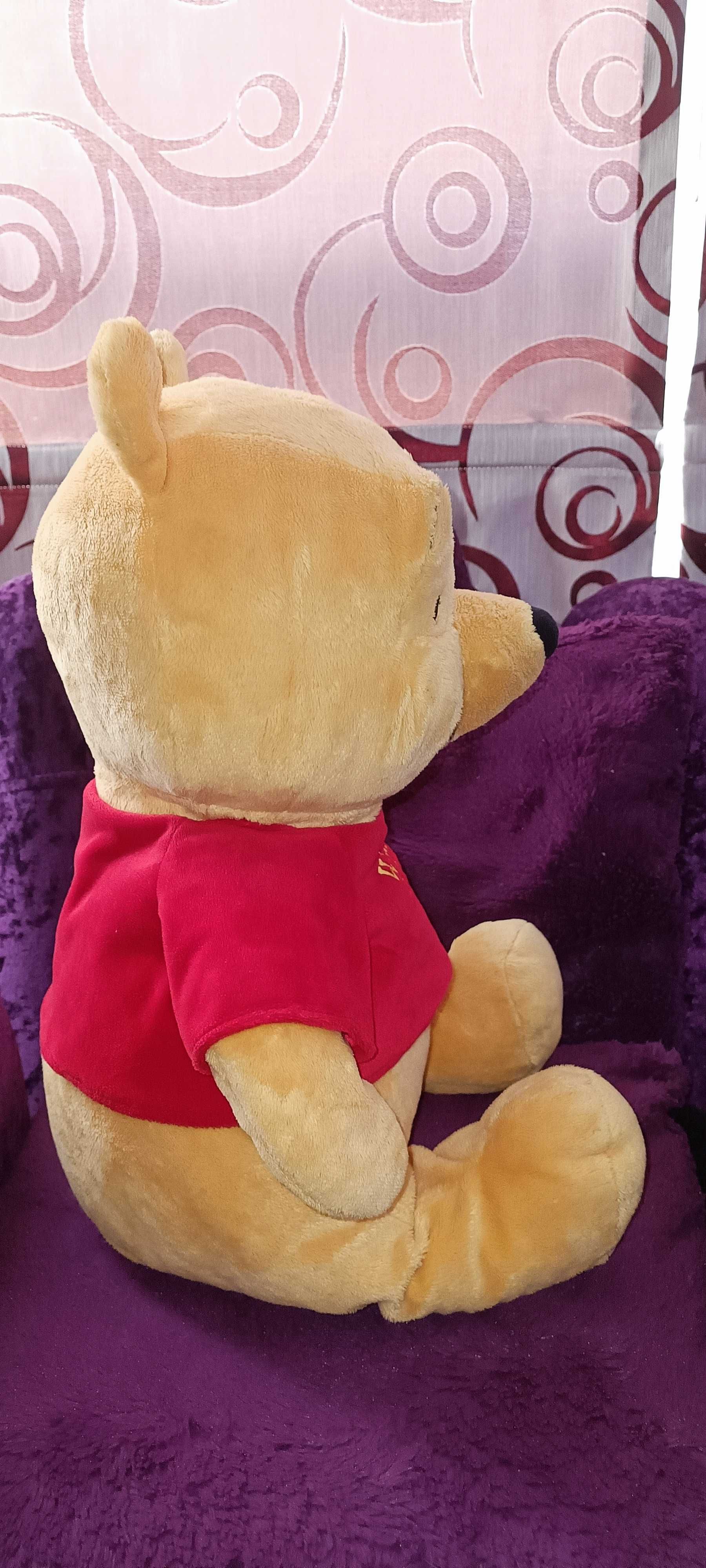 Urso de peluche 42cm Winnie the Pooh como novo