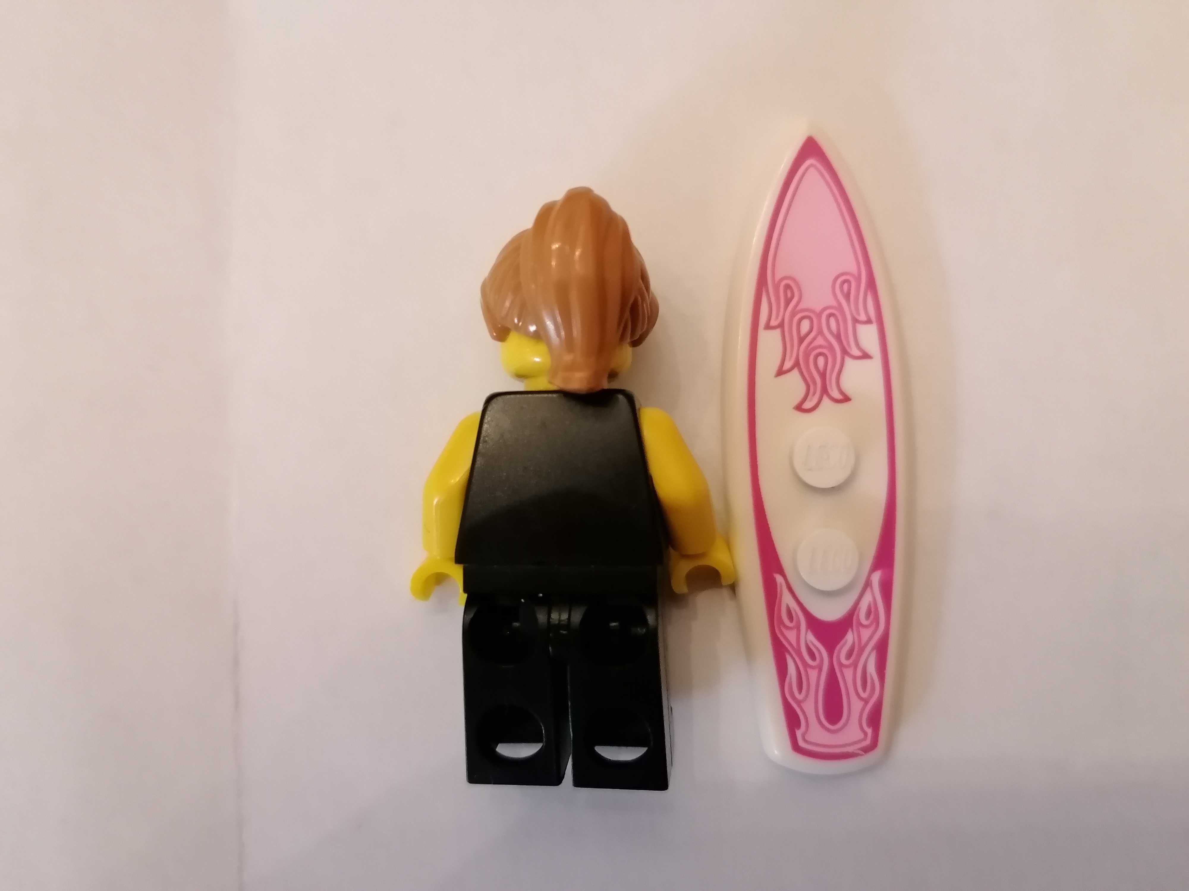 LEGO figurka col04-5 col053 Surfer Girl, Series 4