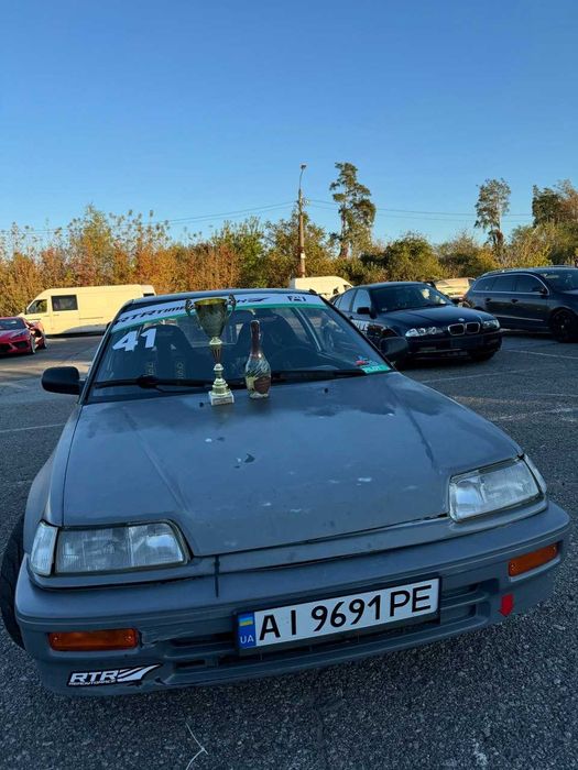 Продам машину підготовлену до змагань та трек днів