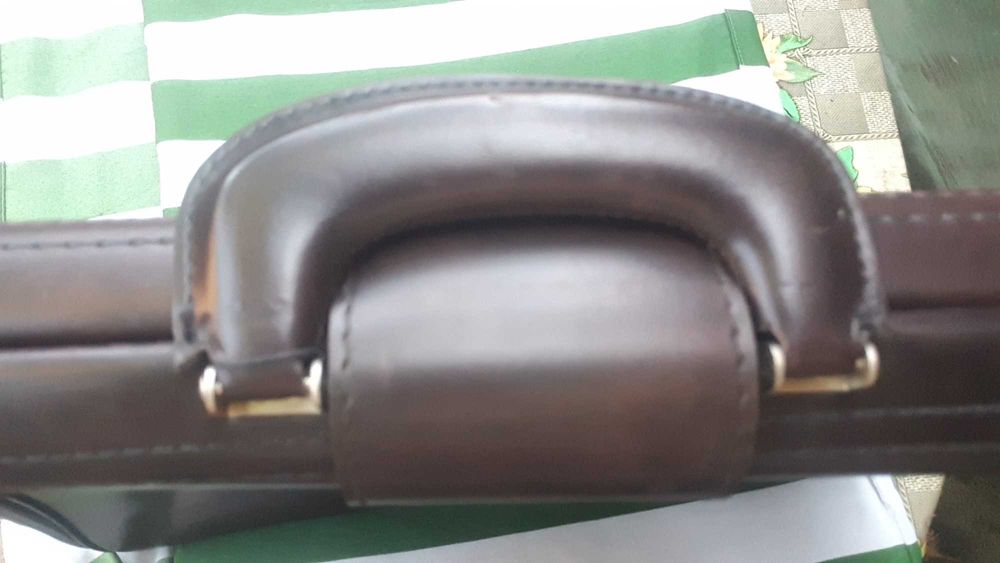 Портфель СССР новый .коричневый цвет.кожзам.