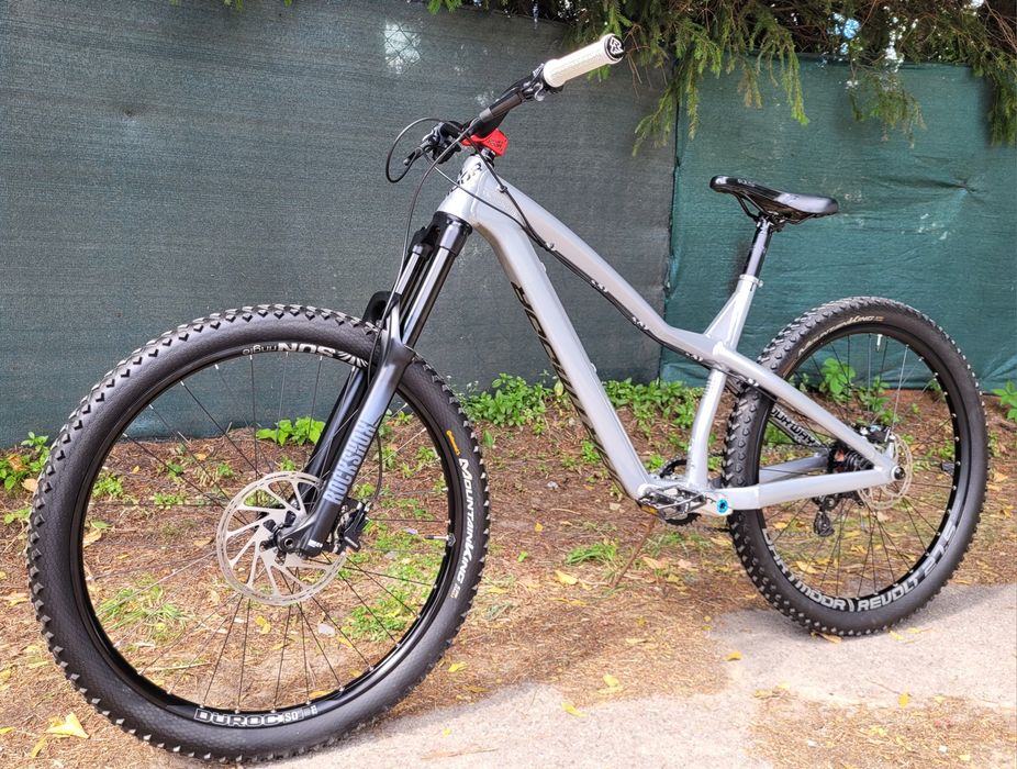 Dartmoor Hornet Pro L 27.5 dh fr ns rower