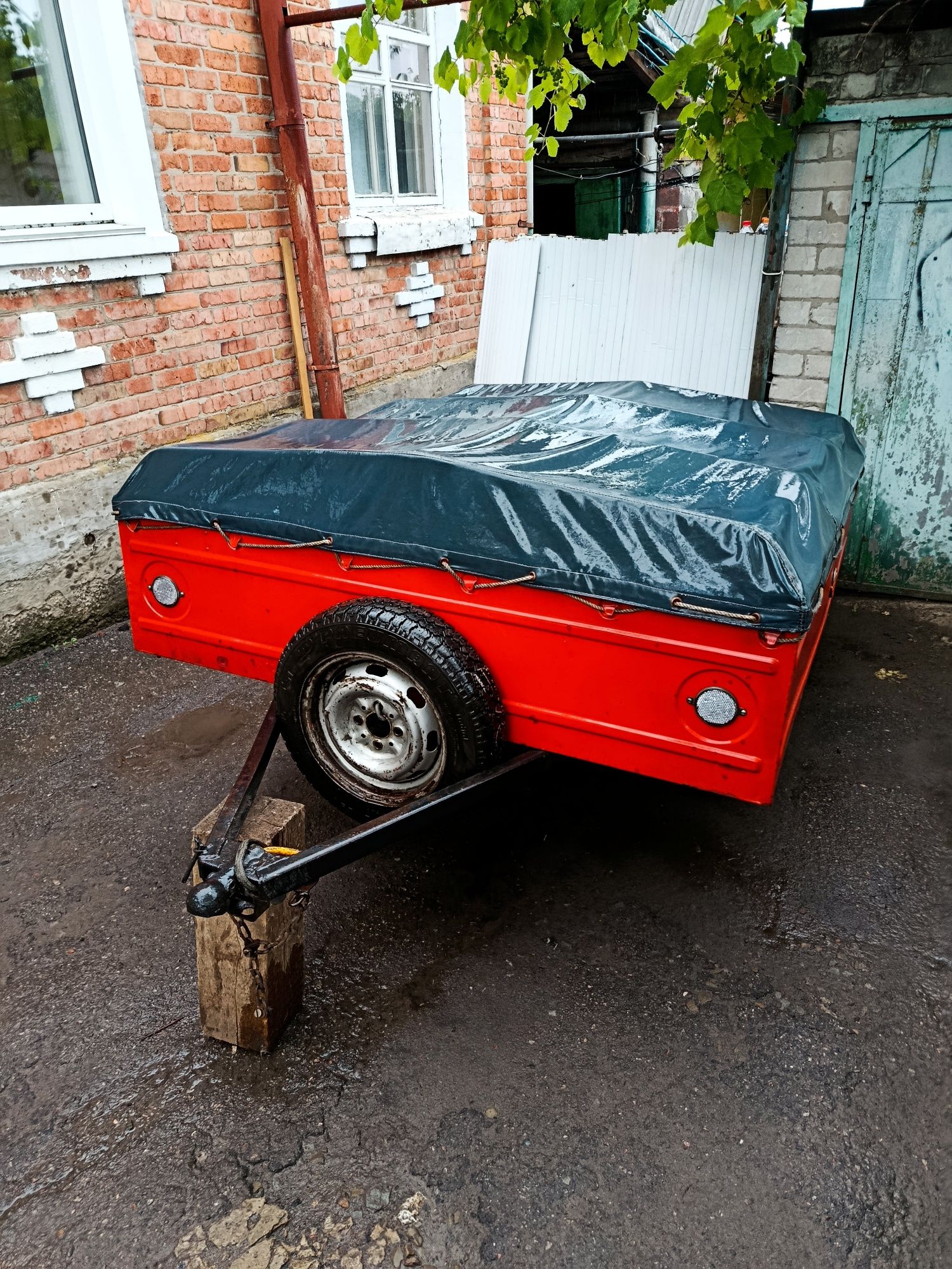 Продам прицеп ММЗ 81021.