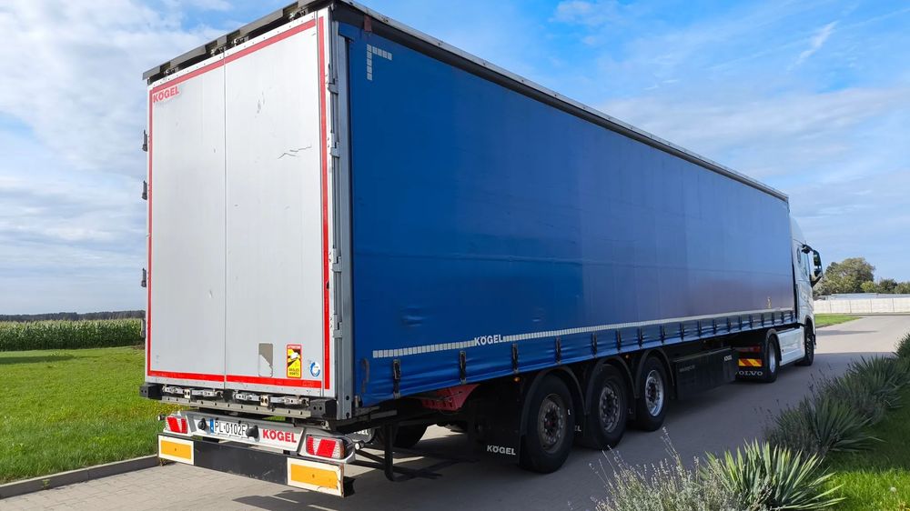 Kögel SN24  76.000 netto 2 podnoszone osie, bogato wyposażona, pierwszy właściciel