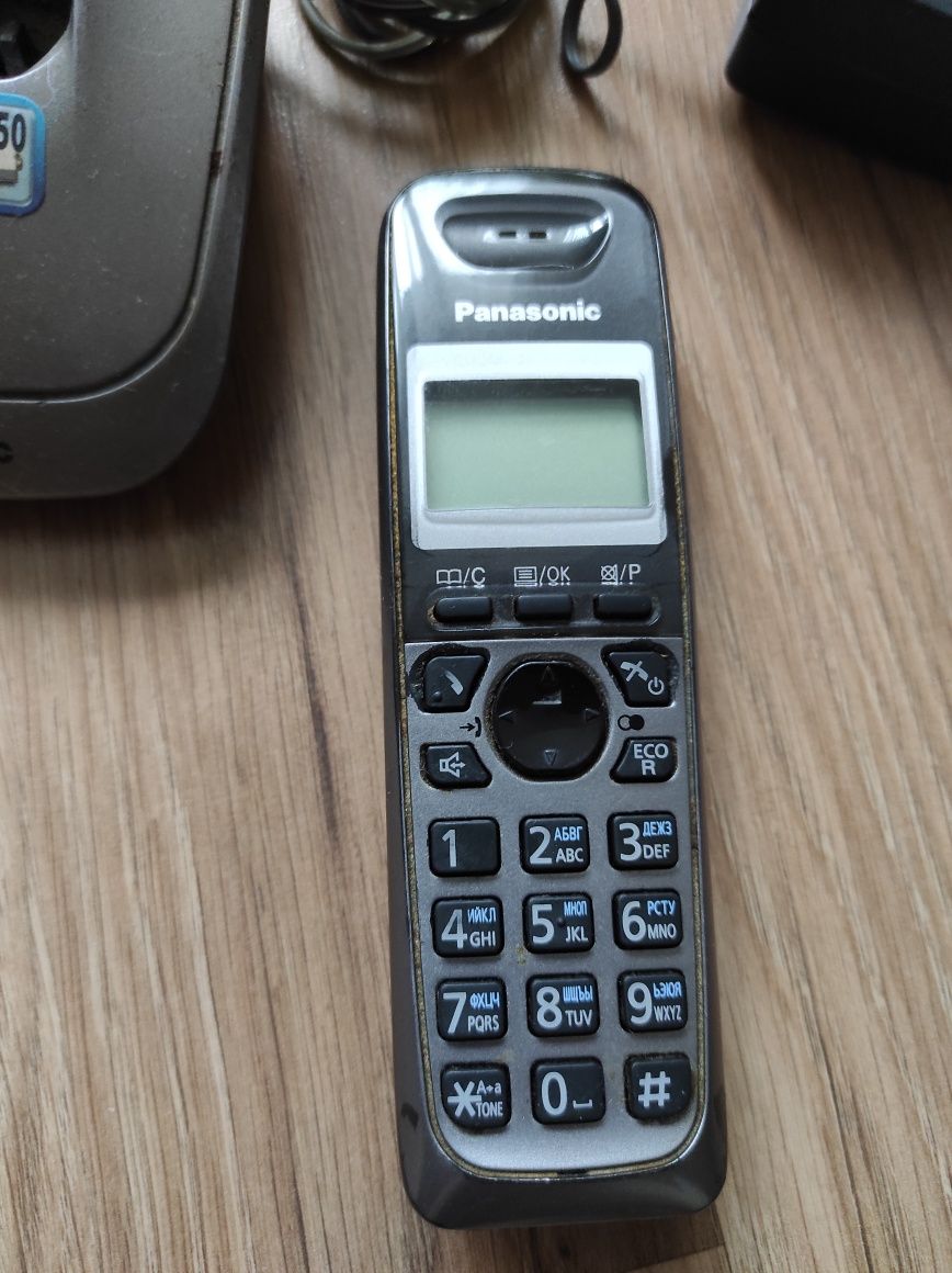 Радиотелефон Panasonic KX-TG2511UA, с АОНом, б/у