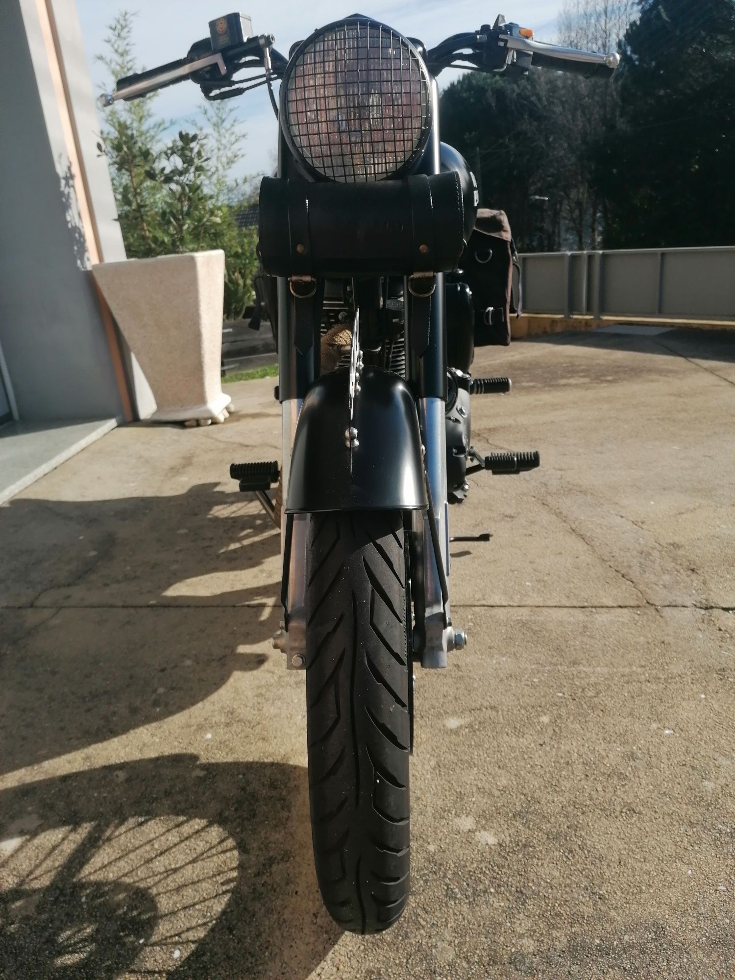 Royal Enfield 500 Classic - 2019