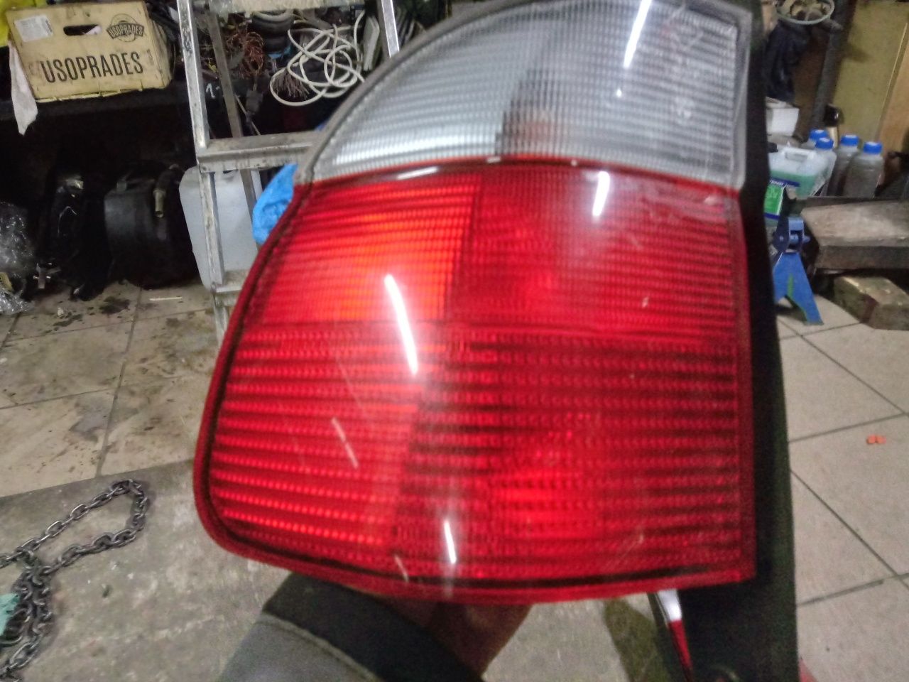 Lampy tylne bmw e39 kombi przed lift z białym kierunkiem