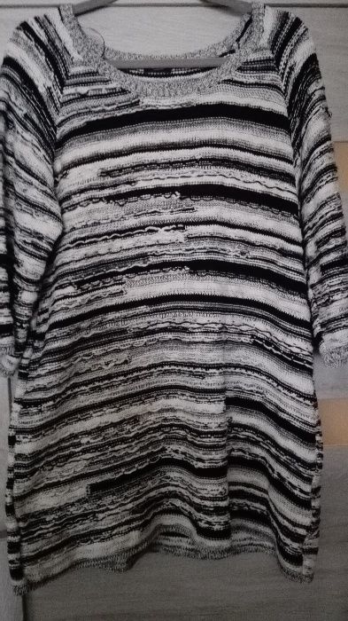 Sweter długi