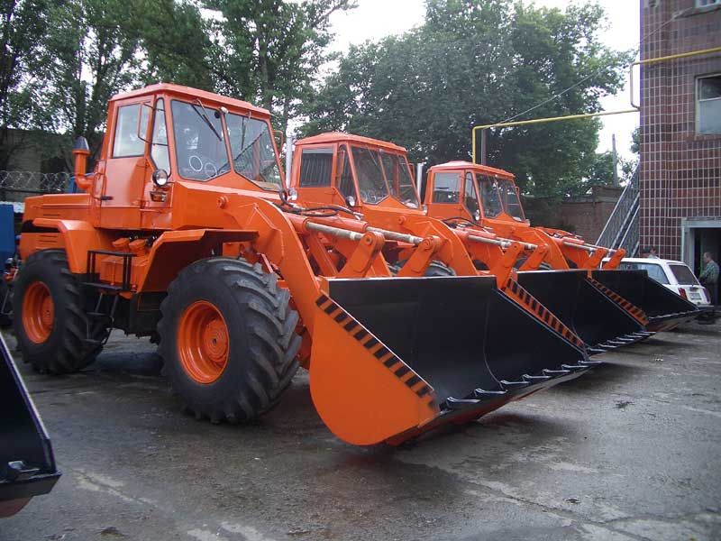 Вывоз мусора.Услуги погрузчика.Услуги экскаватора.Т156.Самосвал.Камаз